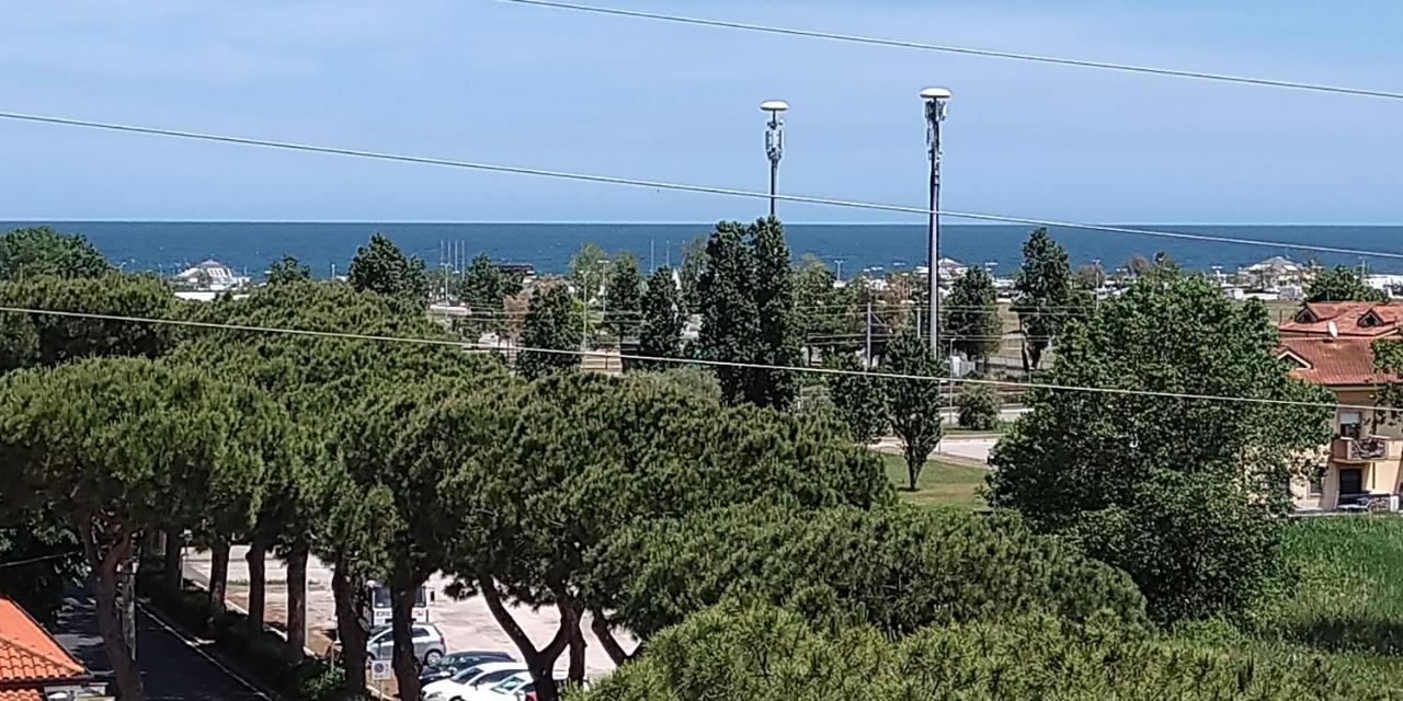 Appartamento Vista Mare 미사노아드리아티코 외부 사진