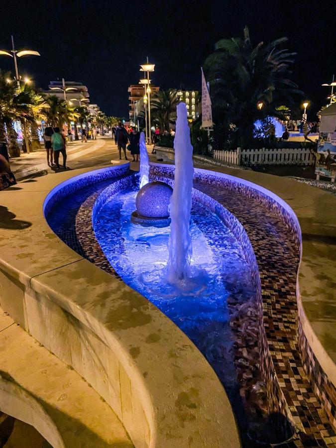 Appartamento Vista Mare 미사노아드리아티코 외부 사진